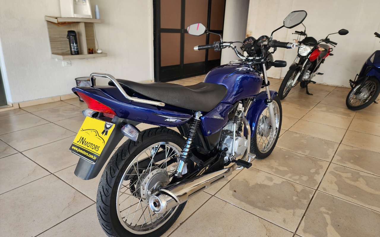 imagem-https://www.socarrao.com.br/sc-vehicle-images-prod/2690870/1784215455066-MjAyNjA3MTZfMTIwNjQ2LmpwZw.jpg