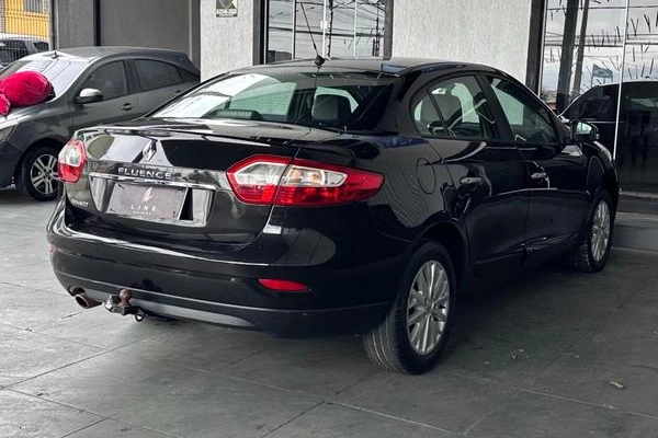 imagem-https://www.socarrao.com.br/sc-vehicle-images-prod/2690948/1788189447257-8285799_8_B_2f40ea93e0.jpeg