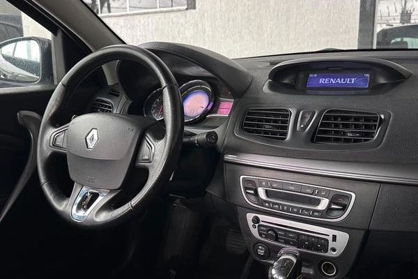 imagem-https://www.socarrao.com.br/sc-vehicle-images-prod/2690948/1788189447270-8285799_16_B_b67ecdb1c2.jpeg
