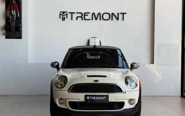 imagem-https://www.socarrao.com.br/sc-vehicle-images-prod/2692672/1786047735953-8284889_4_B_bbd4e6c633.jpeg
