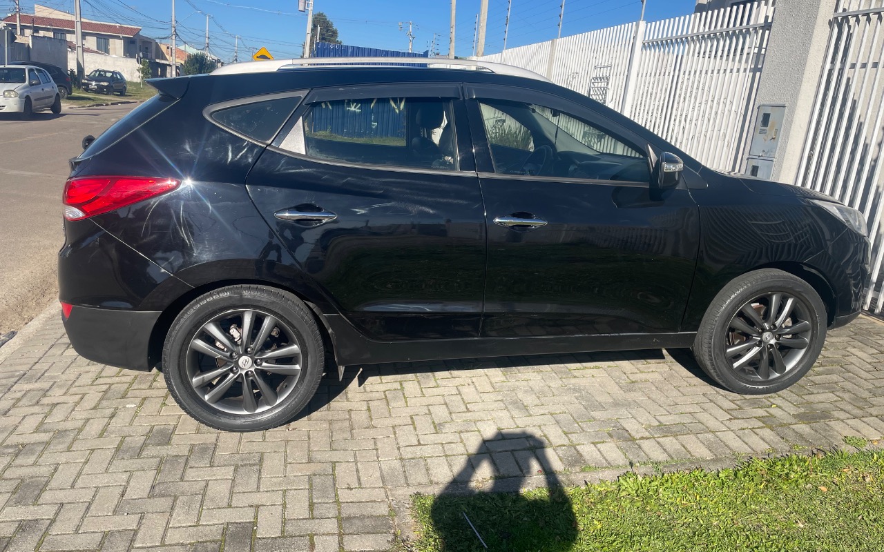 imagem-https://www.socarrao.com.br/sc-vehicle-images-prod/2692976/1784221093503-SU1HXzk2NDIuanBlZw.jpeg