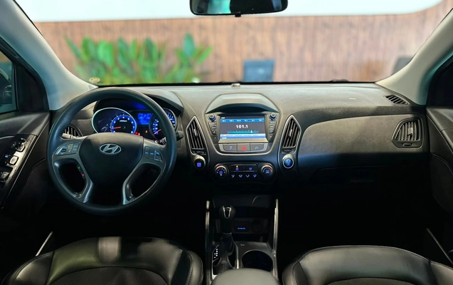 imagem-https://www.socarrao.com.br/sc-vehicle-images-prod/2693300/1788894408545-ffcf722392af42059f546e98658edbbe_1784221370457.jpg