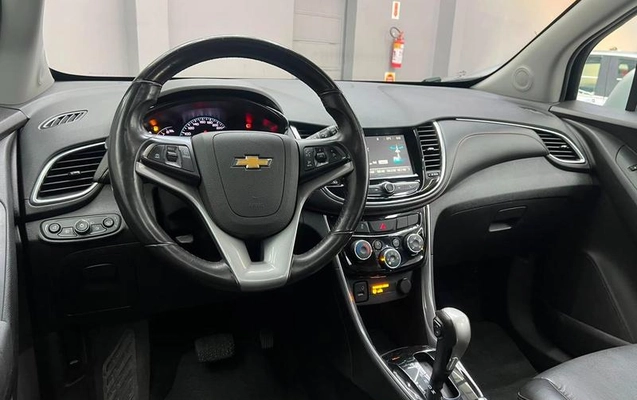 imagem-https://www.socarrao.com.br/sc-vehicle-images-prod/2693477/1784221733529-8242641_6_B_46b9432d9b.jpeg