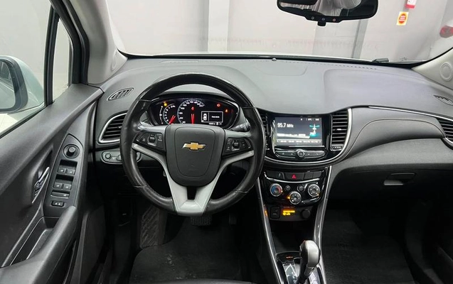 imagem-https://www.socarrao.com.br/sc-vehicle-images-prod/2693477/1784221733533-8242641_6_B_bba6acce03.jpeg