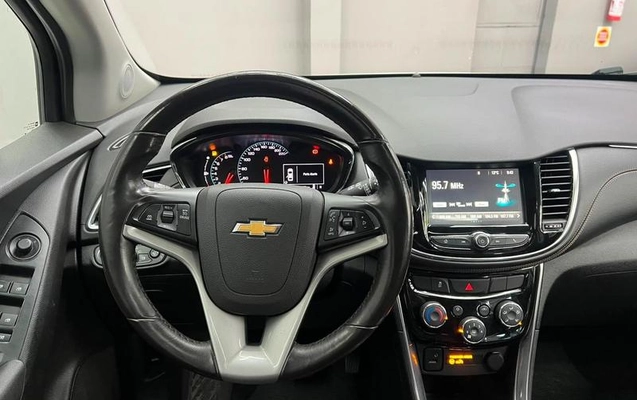 imagem-https://www.socarrao.com.br/sc-vehicle-images-prod/2693477/1784221733534-8242641_12_B_8f0746a776.jpeg