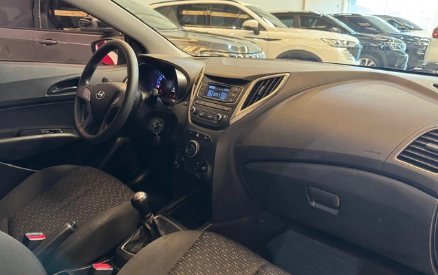 imagem-https://www.socarrao.com.br/sc-vehicle-images-prod/2693540/1784221843162-V2hhdHNBcHAgSW1hZ2UgMjAyNi0wNy0xNiBhdCAxMy40Ny4zNCAoNSkuanBlZw.jpeg