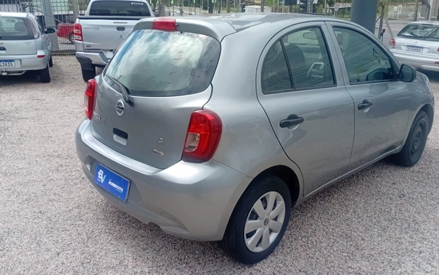 imagem-https://www.socarrao.com.br/sc-vehicle-images-prod/2693985/1784222791341-V2hhdHNBcHAgSW1hZ2UgMjAyNi0wMS0wNiBhdCAxNC40My4wMSAoMSkuanBlZw.jpeg
