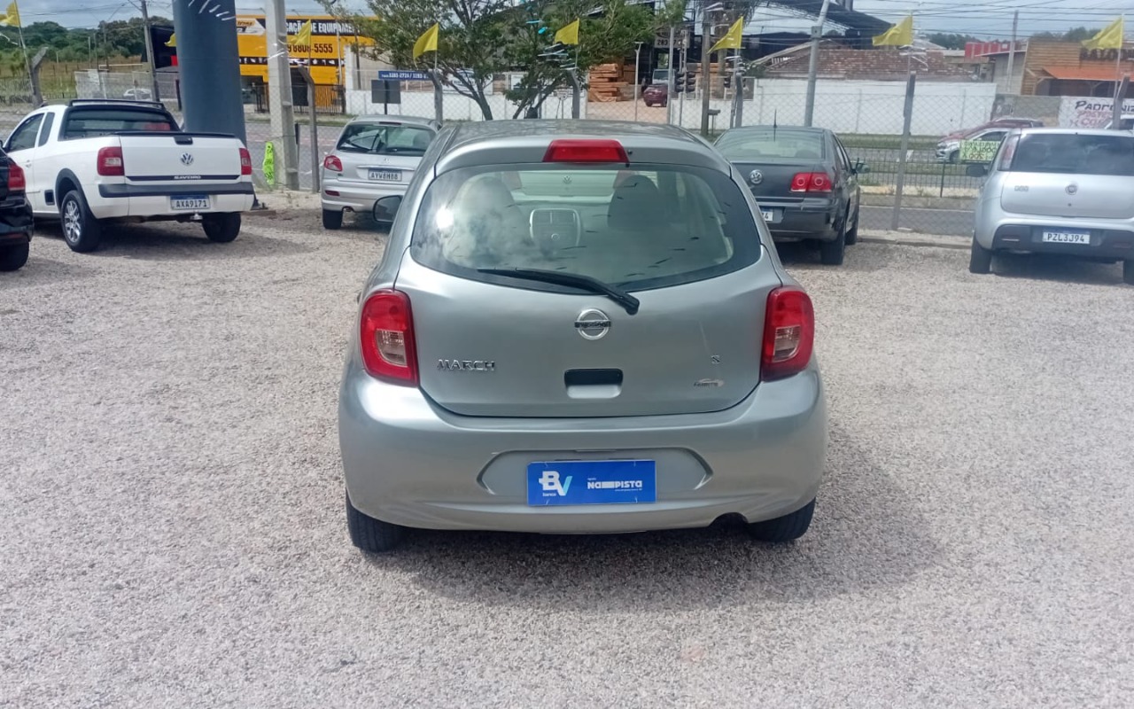 imagem-https://www.socarrao.com.br/sc-vehicle-images-prod/2693985/1784222791521-V2hhdHNBcHAgSW1hZ2UgMjAyNi0wMS0wNiBhdCAxNC40My4wMS5qcGVn.jpeg