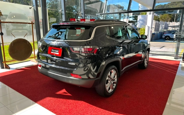 imagem-https://www.socarrao.com.br/sc-vehicle-images-prod/2694229/1786109621769-lFWONiziKETllJ0dp3KwQMEK37zmvb8o.jpg