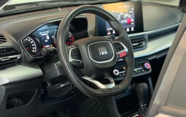 imagem-https://www.socarrao.com.br/sc-vehicle-images-prod/2695342/1787237918549-8286260_7_B_85d5100596.jpeg
