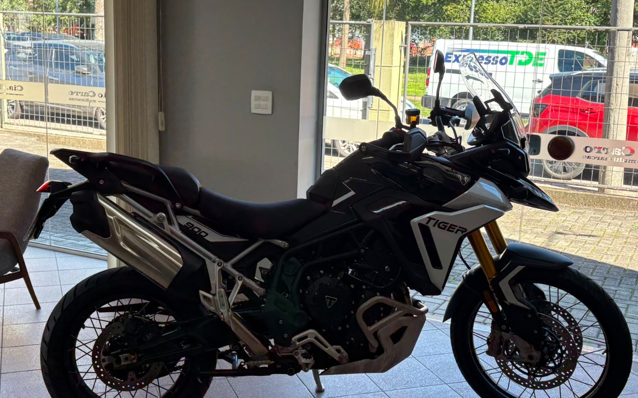 TRIUMPH TIGER 900 RALLY PRO  na cor Preto em Curitiba / PR - 2695351