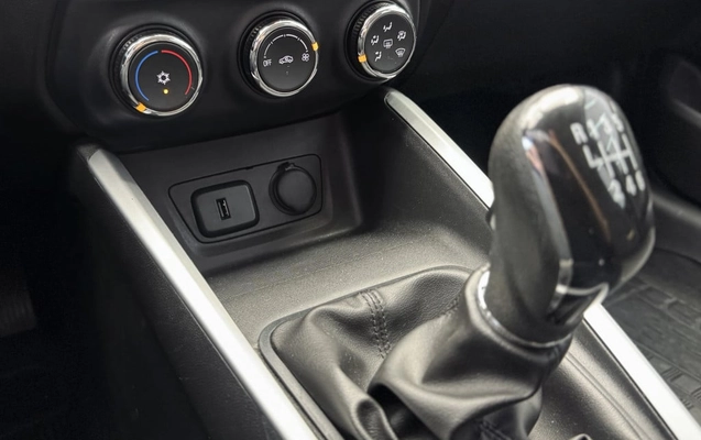 imagem-https://www.socarrao.com.br/sc-vehicle-images-prod/2695578/1787081502247-vehicle_image_1784226364_0682f73b9edabbb866efb767eb31d4fb.jpeg