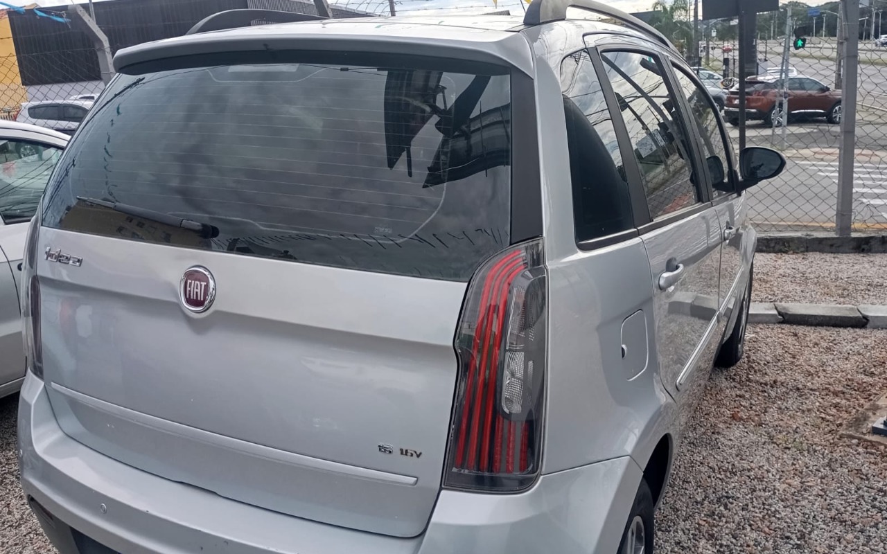 imagem-https://www.socarrao.com.br/sc-vehicle-images-prod/2695742/1784227084583-V2hhdHNBcHAgSW1hZ2UgMjAyNi0wNS0xNCBhdCAxMi41OS40NiAoMSkuanBlZw.jpeg
