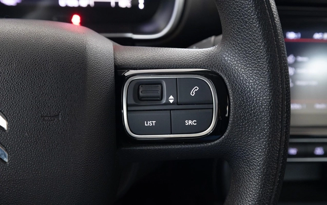 imagem-https://www.socarrao.com.br/sc-vehicle-images-prod/2695795/1788872705551-ba7dcd000ec6455eb9b8021291021ae4_1784227140272.jpg