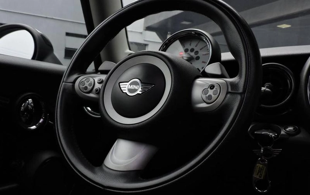 imagem-https://www.socarrao.com.br/sc-vehicle-images-prod/2695915/1790782321224-8121321_2_B_e2778e2b02.jpeg