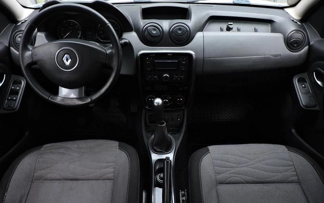 imagem-https://www.socarrao.com.br/sc-vehicle-images-prod/2695921/1790782327603-8104983_5_B_b6b33eea57.jpeg