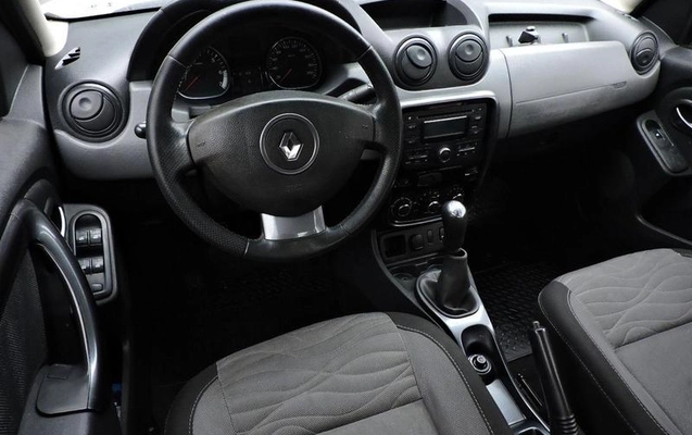 imagem-https://www.socarrao.com.br/sc-vehicle-images-prod/2695921/1790782327605-8104983_5_B_f222bc7c58.jpeg
