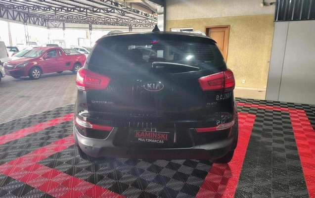 imagem-https://www.socarrao.com.br/sc-vehicle-images-prod/2695972/1788014287855-8259586_5_B_8cf056a544.jpeg
