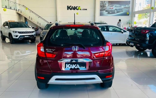 imagem-https://www.socarrao.com.br/sc-vehicle-images-prod/2696073/1785597836245-8241620_12_B_59a37a69eb.jpeg