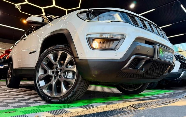 imagem-https://www.socarrao.com.br/sc-vehicle-images-prod/2696078/1789999675726-8286638_1_B_5c3a994d1d.jpeg