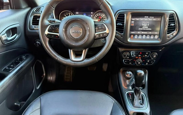 imagem-https://www.socarrao.com.br/sc-vehicle-images-prod/2696078/1789999675729-8286638_10_B_0cc84c6980.jpeg
