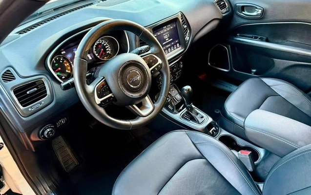 imagem-https://www.socarrao.com.br/sc-vehicle-images-prod/2696078/1789999675731-8286638_10_B_dabe2f15c8.jpeg