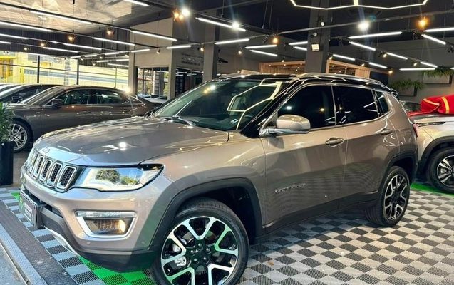 imagem-https://www.socarrao.com.br/sc-vehicle-images-prod/2696176/1789403120323-8285759_4_B_425d239ec3.jpeg