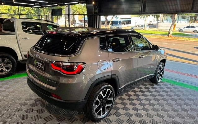 imagem-https://www.socarrao.com.br/sc-vehicle-images-prod/2696176/1789403120328-8285759_8_B_7e4cae5311.jpeg