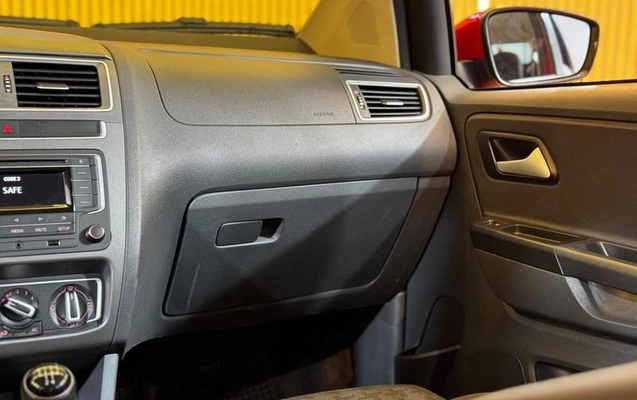 imagem-https://www.socarrao.com.br/sc-vehicle-images-prod/2696214/1787926548571-8116964_13_B_a6d9cc74e3.jpeg