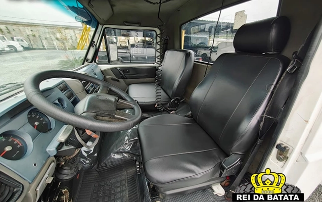 imagem-https://www.socarrao.com.br/sc-vehicle-images-prod/2696516/1784228713572-OC5qcGc.jpg
