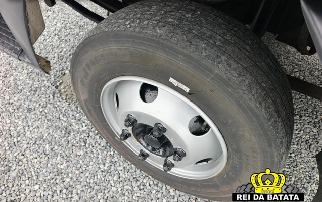 imagem-https://www.socarrao.com.br/sc-vehicle-images-prod/2696516/1784228714106-MTcuanBn.jpg