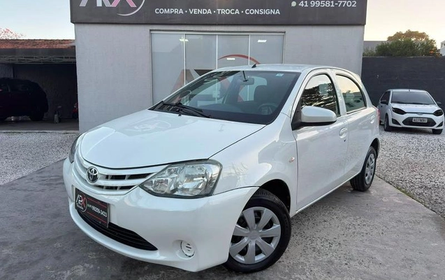 imagem-https://www.socarrao.com.br/sc-vehicle-images-prod/2696571/1790886198402-8237278_13_B_79207ef76b.jpeg