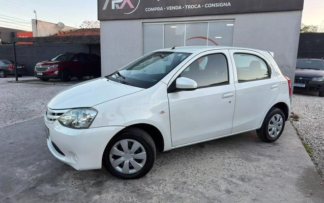 imagem-https://www.socarrao.com.br/sc-vehicle-images-prod/2696571/1790886198405-8237278_11_B_53bc4b76a1.jpeg