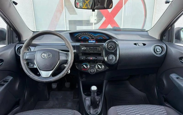 imagem-https://www.socarrao.com.br/sc-vehicle-images-prod/2696571/1790886198424-8237278_2_B_42d26ad1eb.jpeg