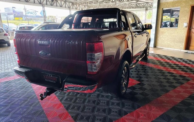 imagem-https://www.socarrao.com.br/sc-vehicle-images-prod/2697147/1788186691767-8264734_7_B_6f6deb5d45.jpeg