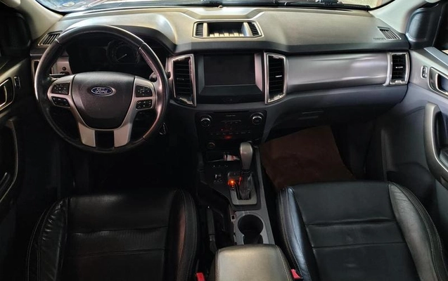 imagem-https://www.socarrao.com.br/sc-vehicle-images-prod/2697147/1788186691778-8264734_14_B_adcf3457c6.jpeg