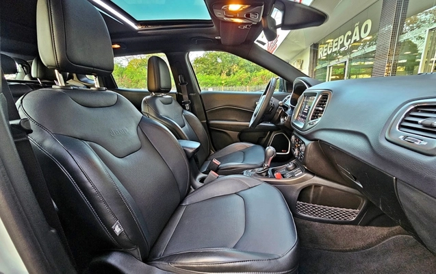 imagem-https://www.socarrao.com.br/sc-vehicle-images-prod/2697297/1788988800745-NvQYl6sm1F3WBH562RjnghUmquonPYB3.jpg