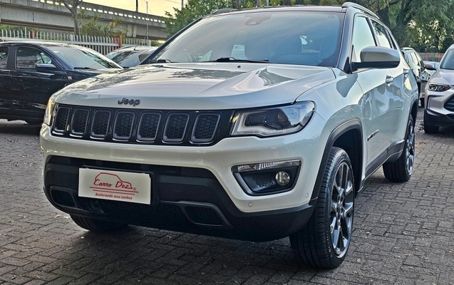 imagem-https://www.socarrao.com.br/sc-vehicle-images-prod/2697297/1788988800754-x0UoBh8pV22oQ5L4Z7ajcWPYAcYsm5h4.jpg