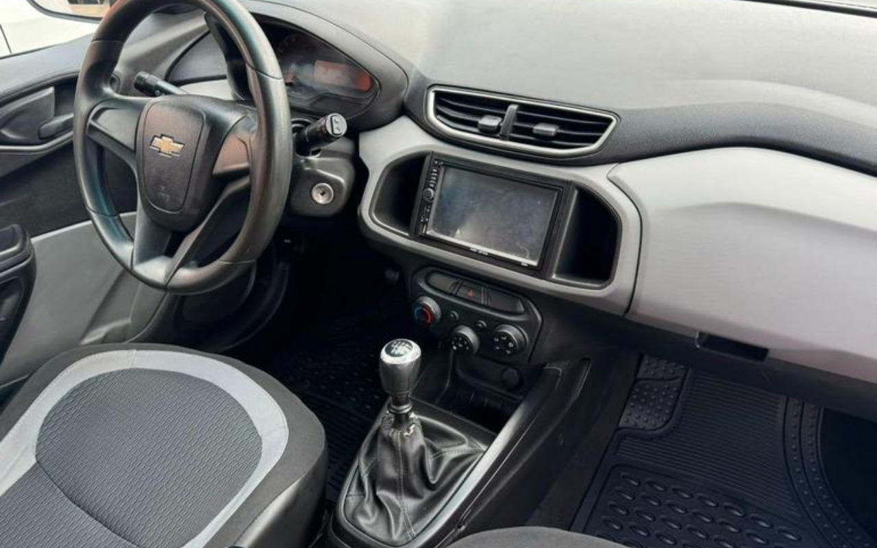 imagem-https://www.socarrao.com.br/sc-vehicle-images-prod/2697803/1784231181576-ODI4MzEzM183X0JfNjNkMDI5MGY2ZS5qcGVn.jpeg