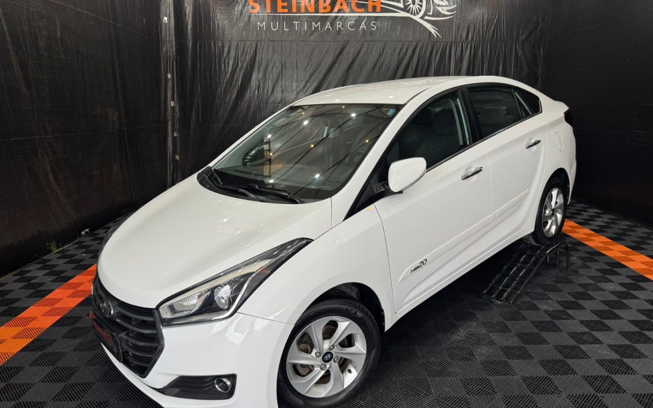Hyundai HB20S 2017 Branco — foto 1 de 3