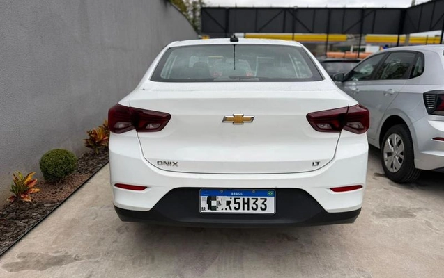 imagem-https://www.socarrao.com.br/sc-vehicle-images-prod/2698144/1784231803979-8099297_3_B_53e6297ca9.jpeg