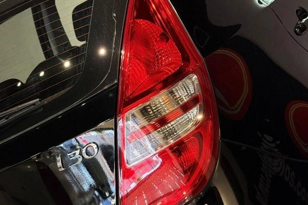 imagem-https://www.socarrao.com.br/sc-vehicle-images-prod/2698283/1784992311465-8150390_13_B_2d9baaebdd.jpeg
