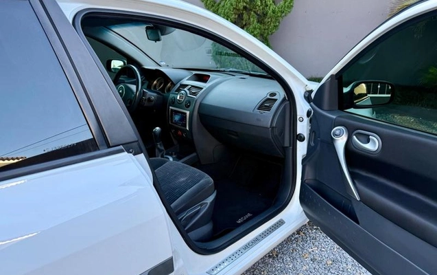 imagem-https://www.socarrao.com.br/sc-vehicle-images-prod/2698321/1784232045829-8283836_13_B_3f6868db4d.jpeg