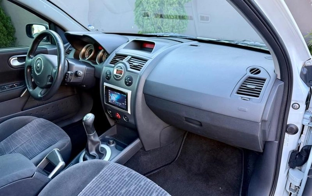 imagem-https://www.socarrao.com.br/sc-vehicle-images-prod/2698321/1784232045830-8283836_14_B_5eae9fa901.jpeg