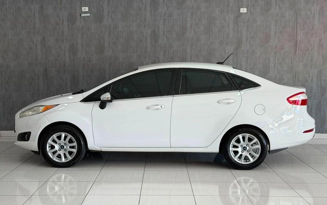 imagem-https://www.socarrao.com.br/sc-vehicle-images-prod/2698571/1789511290394-8259123_2_B_c15b05c70c.jpeg