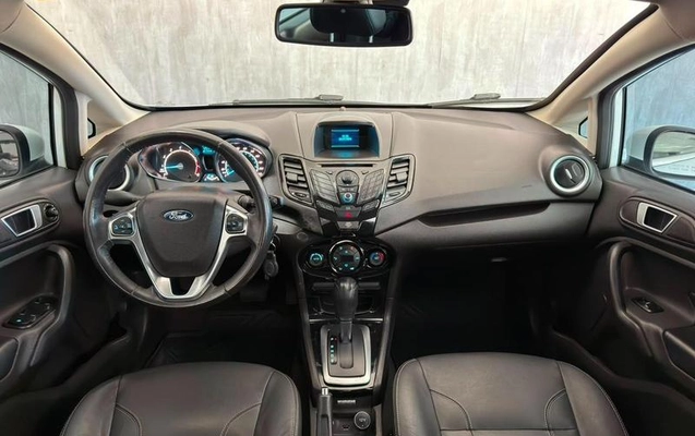 imagem-https://www.socarrao.com.br/sc-vehicle-images-prod/2698571/1789511290407-8259123_10_B_01168e0e9d.jpeg