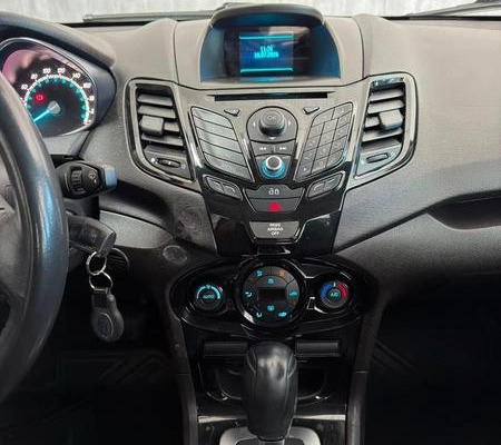 imagem-https://www.socarrao.com.br/sc-vehicle-images-prod/2698571/1789511290410-8259123_9_B_be1b6d8635.jpeg