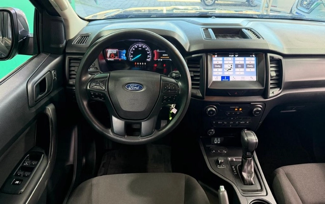 imagem-https://www.socarrao.com.br/sc-vehicle-images-prod/2698606/1789063894320-gb-f72af2b.jpeg