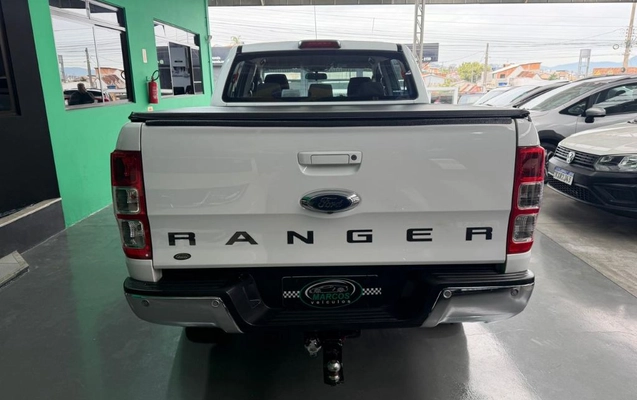 imagem-https://www.socarrao.com.br/sc-vehicle-images-prod/2698620/1787312662452-gb-e505ecf.jpeg