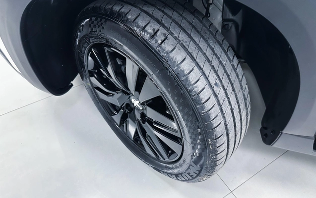 imagem-https://www.socarrao.com.br/sc-vehicle-images-prod/2698660/1784232879469-9c8c994b535d4c77848e404ec03c7656_1784232844923.jpg